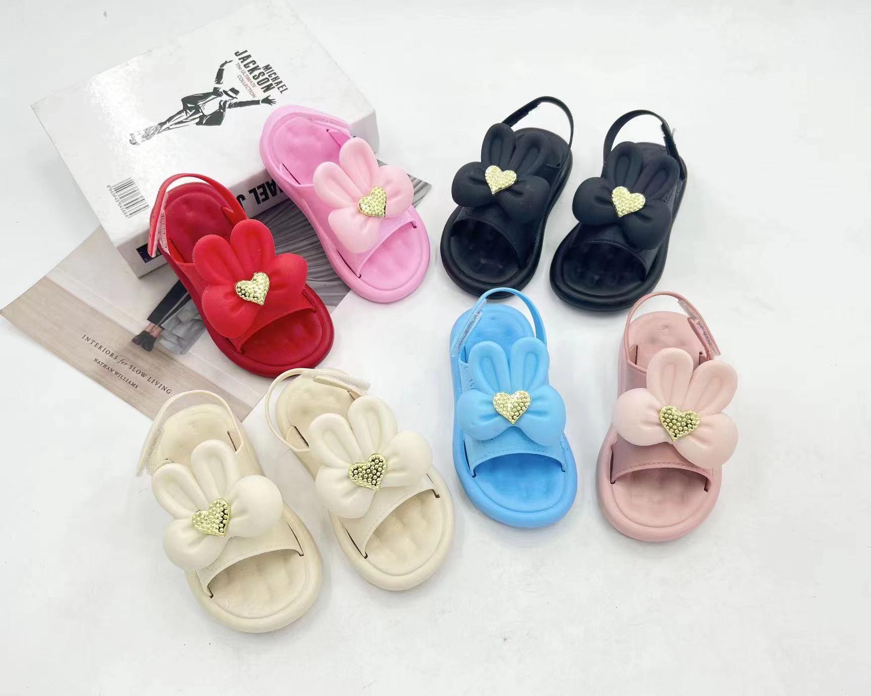Summer New Girl Soft Soled Princess Sweet Baby Shoes Cartoon Decoration Children Beach Sandals for Kids