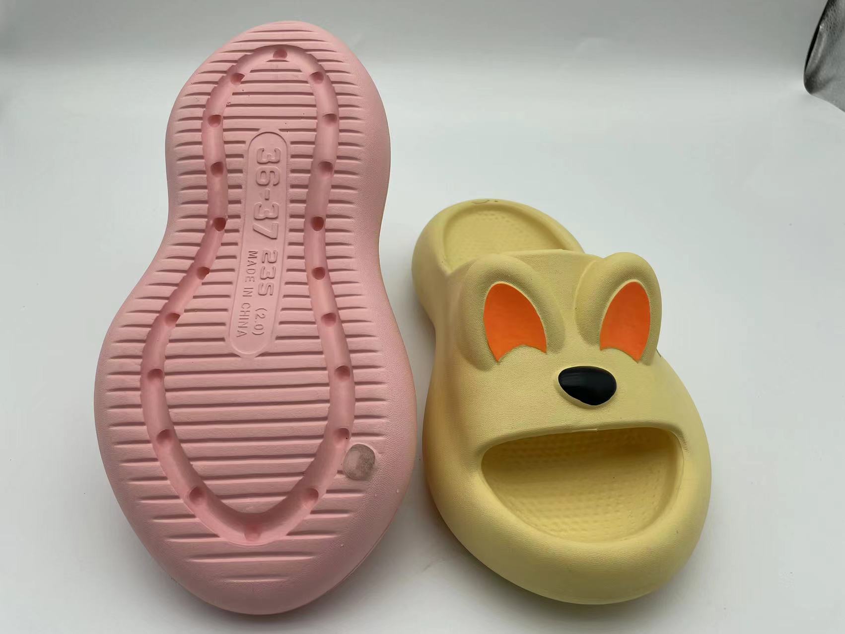 EVA Slippers Anti Slip Breathable Women Sandals Classic Lady Garden Clogs