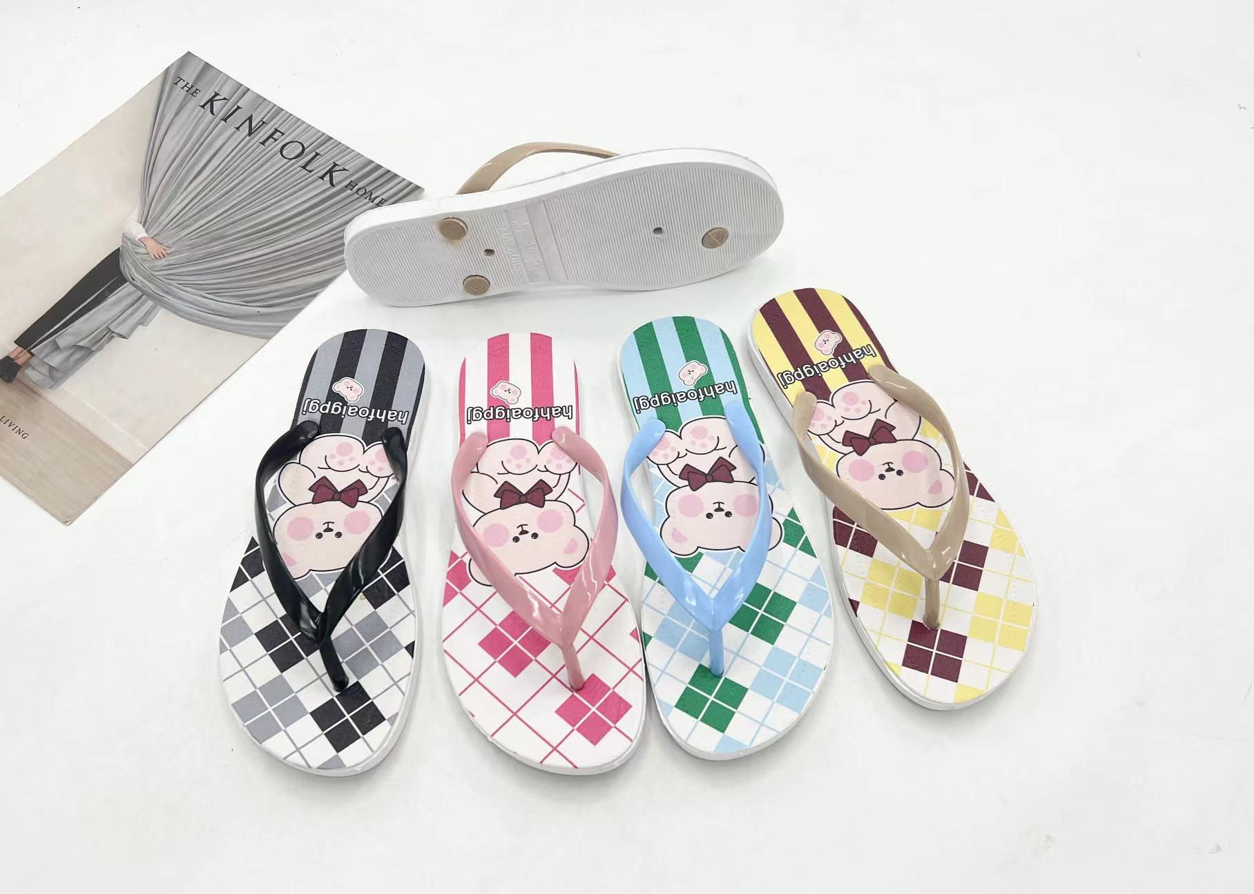 Women Fashion Summer Shoes Flip Flops Custom Ladies Slippers Sandals With Cartoon Pattern