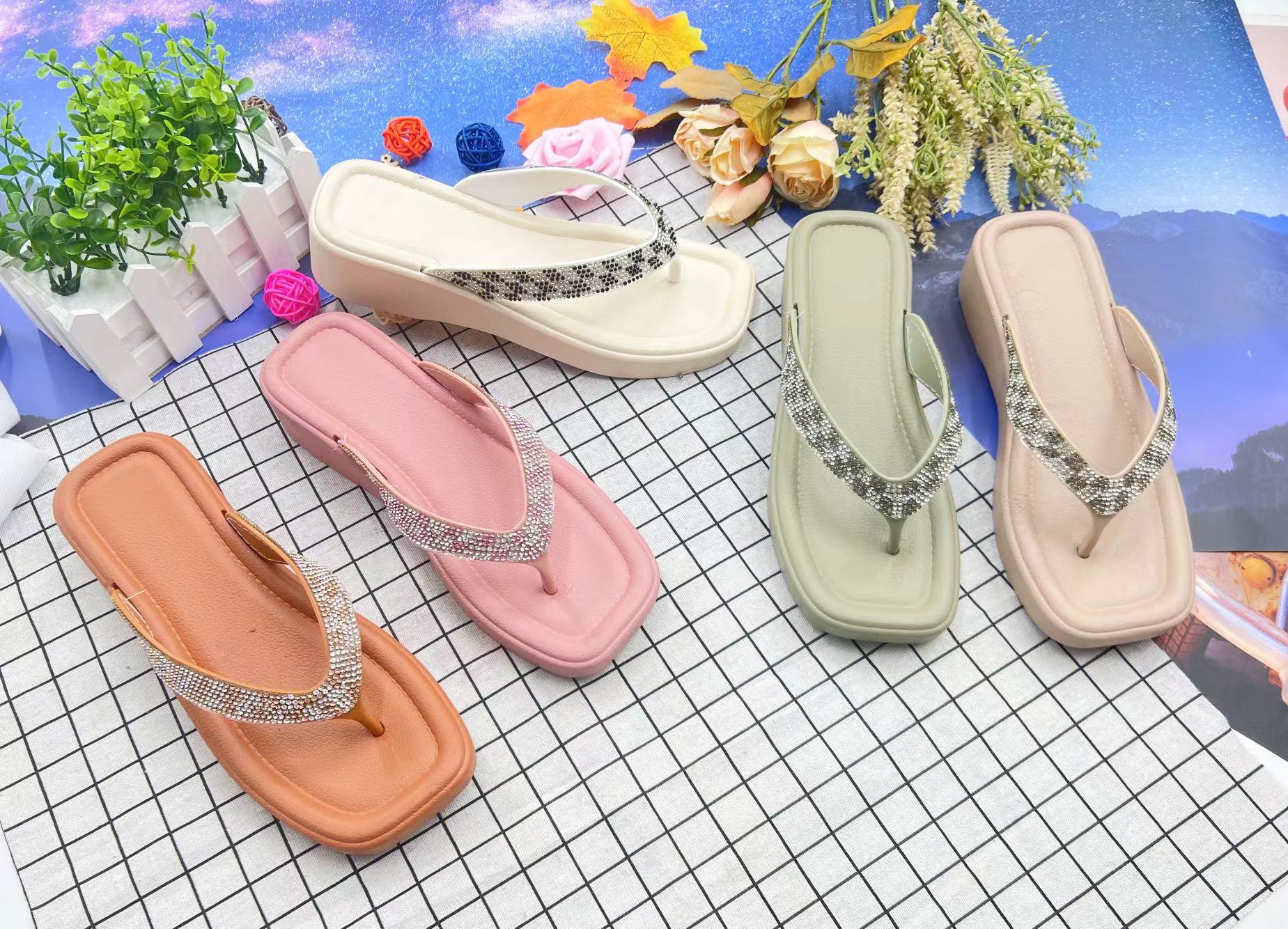 Wholesale Custom Design Ladies Women Sparkling Flip Flops with Women Sandal