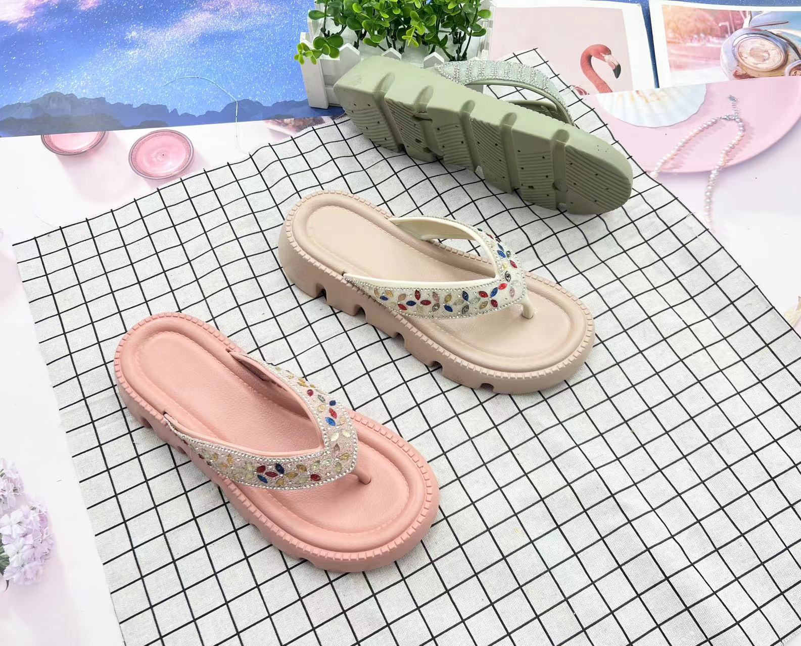 Fashion Trend Waterproof Dress Sandals PVC Ladies Flip Flop Beach Slippers 