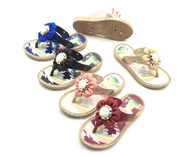 Comfortable Flip-flops For Children 3