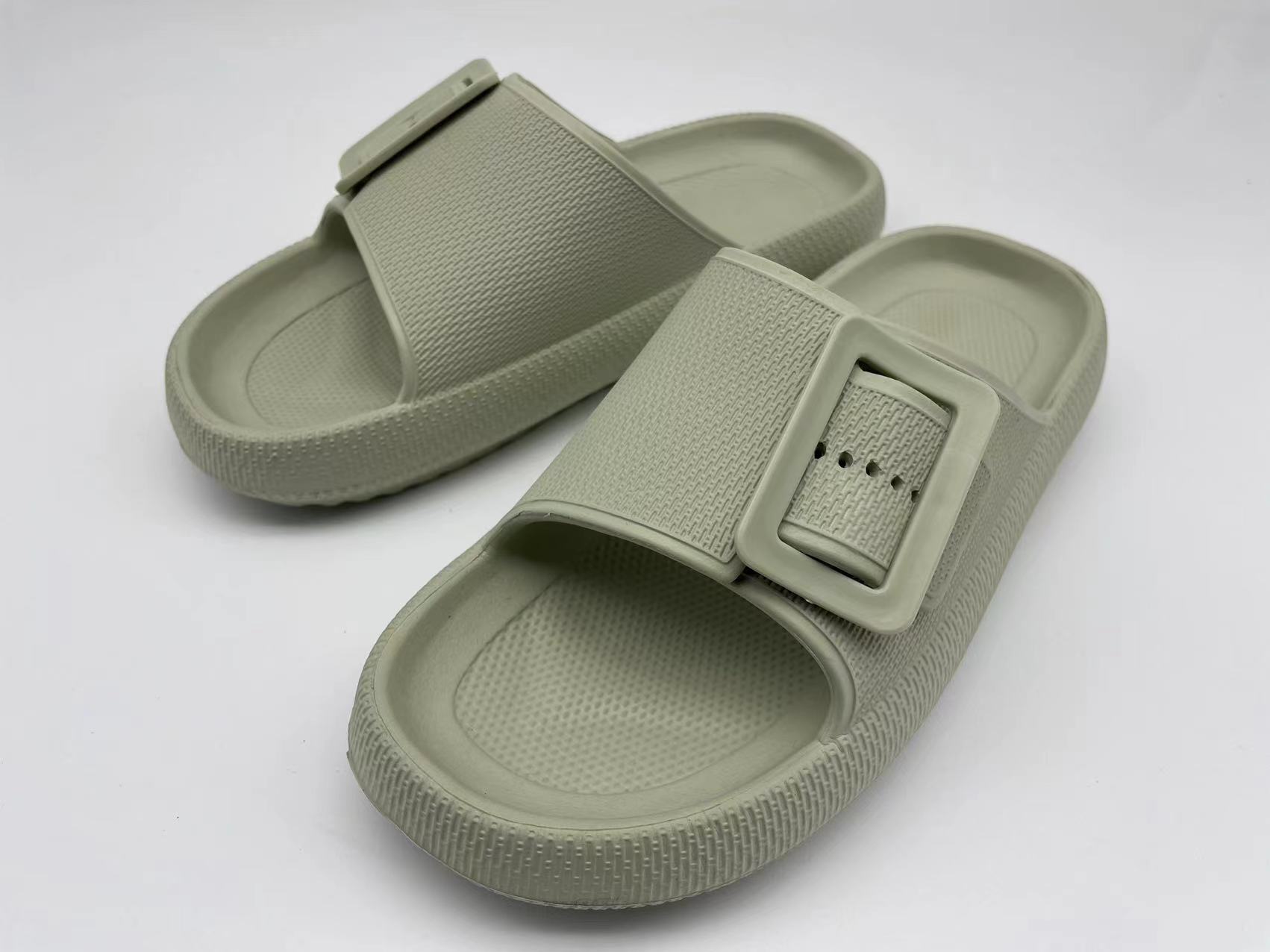 Light Weight Anti-slip Man Sandals Soft Thick Sole House Slides Pure Color Home Slippers