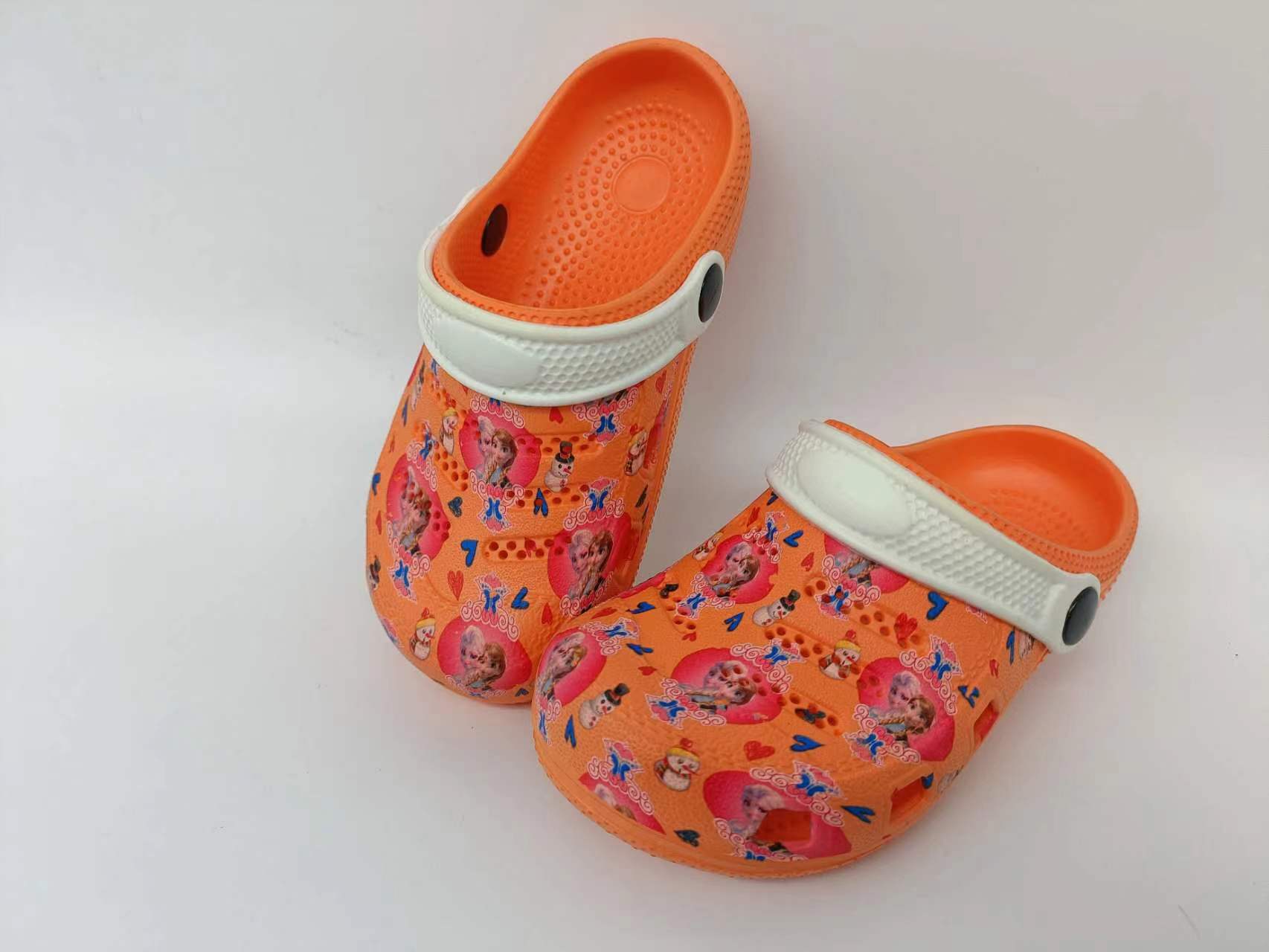 Custom Thick Bottom Fashion Outdoor Casual Flat Garden Clogs for Kids 
