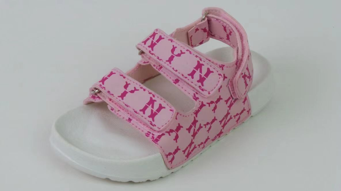 Customized Summer Casual Breathable Anti Slip Children Sandals with Magic Buckle 