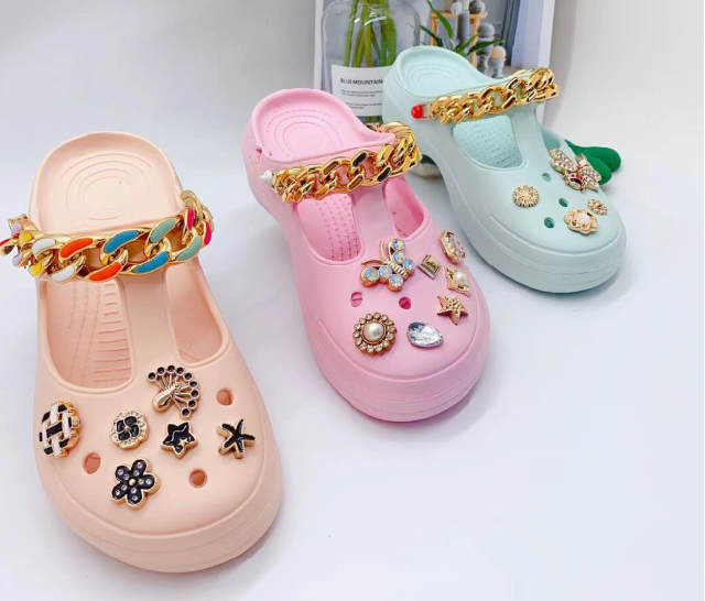 Customized Soft Comfortable Waterproof Children Slipper Summer EVA Fashion Garden Clogs