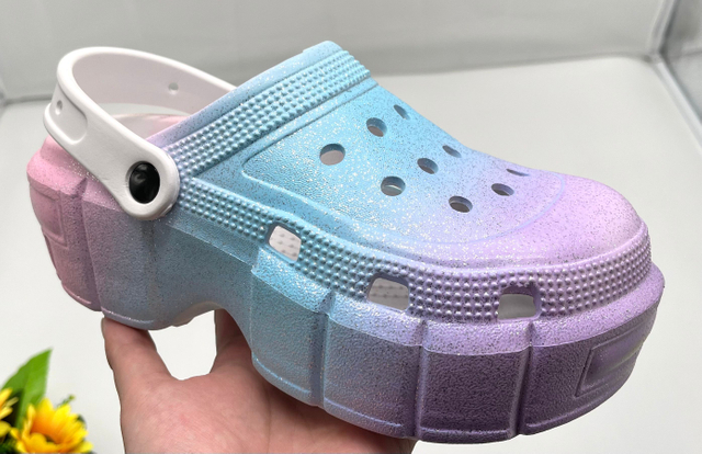 Thick-soled EVA Garden Shoes Ladies Fashion Clogs Garden Shoes Super Soft Breathable Women Clogs