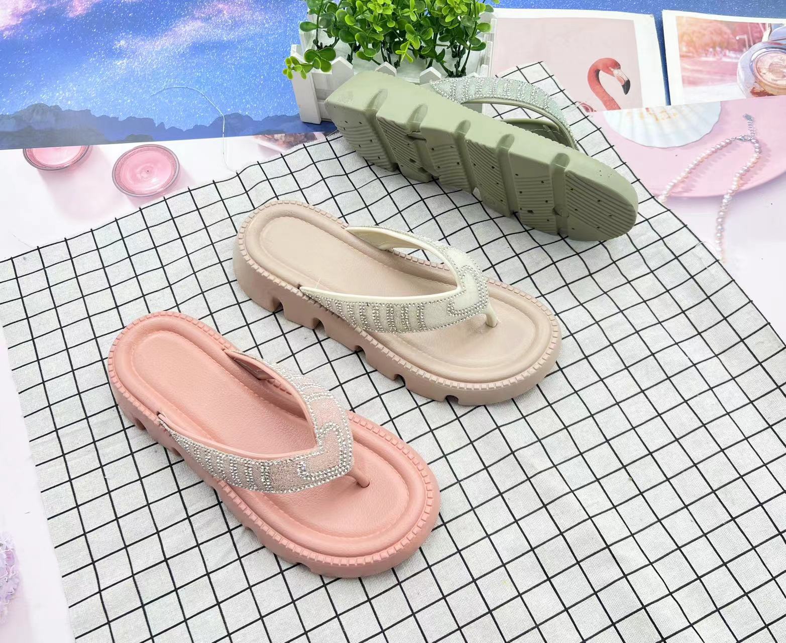 Fashion Trend Waterproof Dress Sandals PVC Ladies Flip Flop Beach Slippers 
