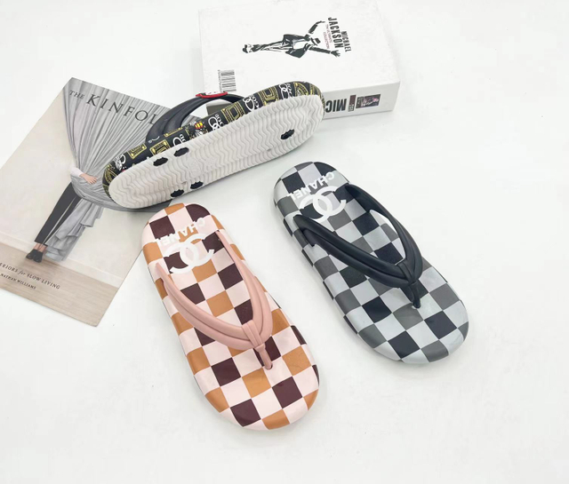 Slipper Soft Bottom Sandals Women Summer Fashion Trend Home Non-slip Slippers Wear Beach Flip Flops 