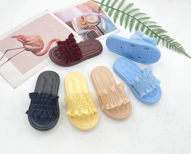 Customized Fashionable Comfortable And Soft Kids Indoor Cute Casual Slippers Shoes for Children