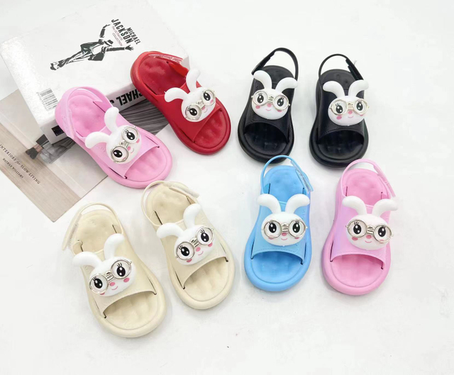 Summer New Girl Soft Soled Princess Sweet Baby Shoes Cartoon Decoration Children Beach Sandals for Kids