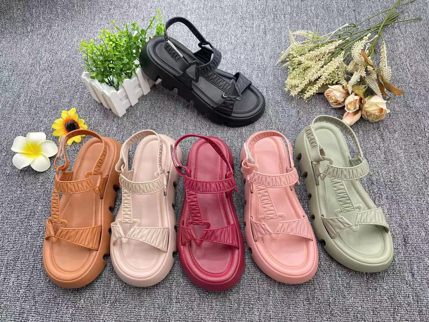 Customized Travel Beach Soft PVC Flat Shoes House Waterproof Breathable Slippers 