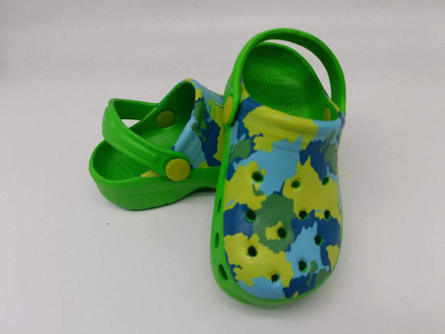 Children Outdoor Waterproof Clogs Garden Sandals EVA Summer Beach Kids Clogs