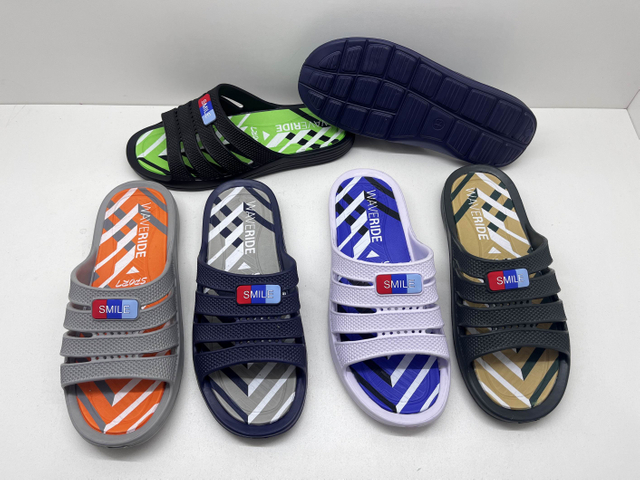 OEM EVA Sandals Men′s Outdoor Anti-Slip Slide Slipper