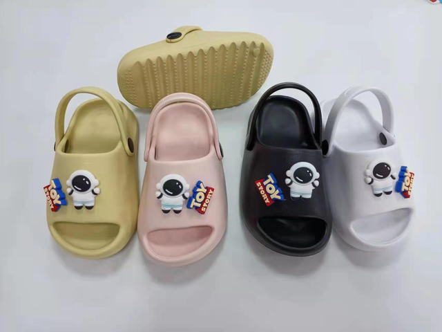 Customized Fashion Slippers Little Girls Sandals EVA Super Soft Slippers Children Wedge Sandals