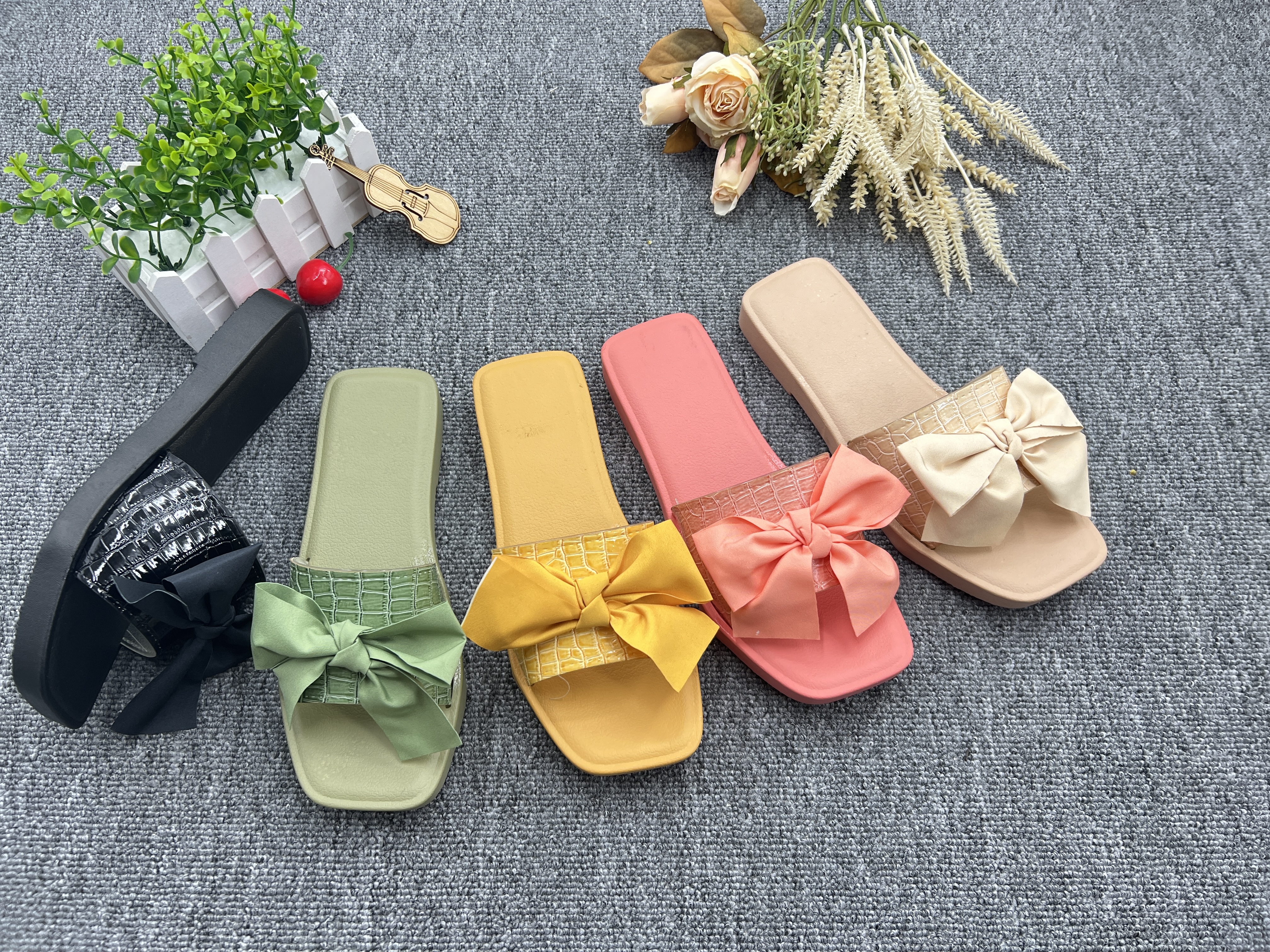 Bow Sandals And Slippers Women's Beach Fashion Ladies Sandals for Outer Wear Luxury Flat Shoes 