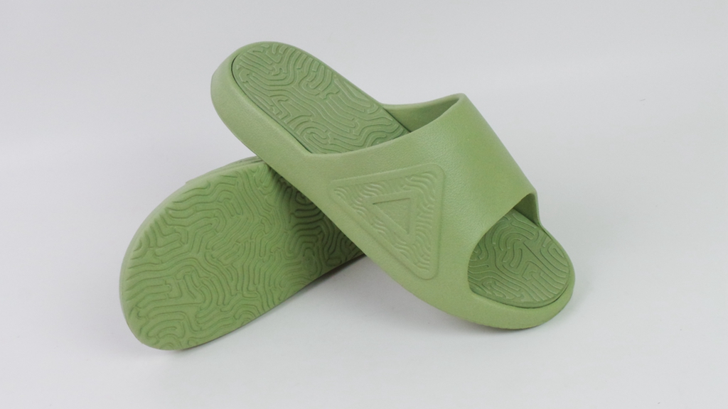 Customized Family Bedroom Breathable Slipper Shoes Fashion Trend EVA Women Slippers