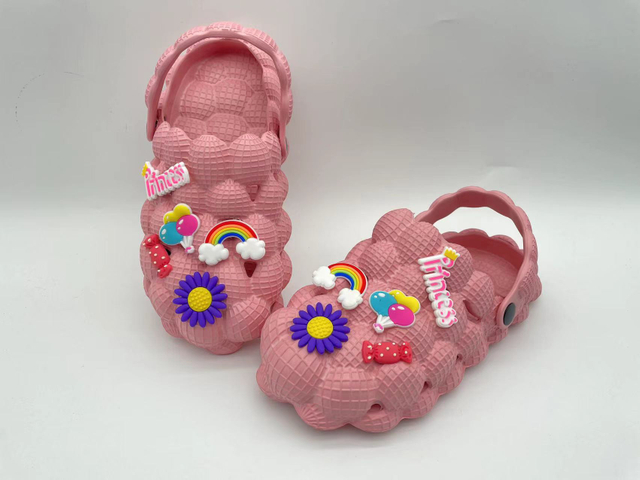 Summer Beach Fashion Sandals Girls Clogs Women EVA Casual Clog Shoes