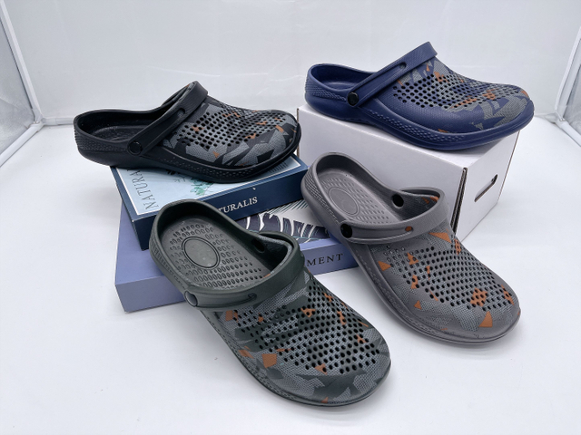 Custom Men Lightweight Summer Beach Sandals Shoes Casual EVA Garden Clogs