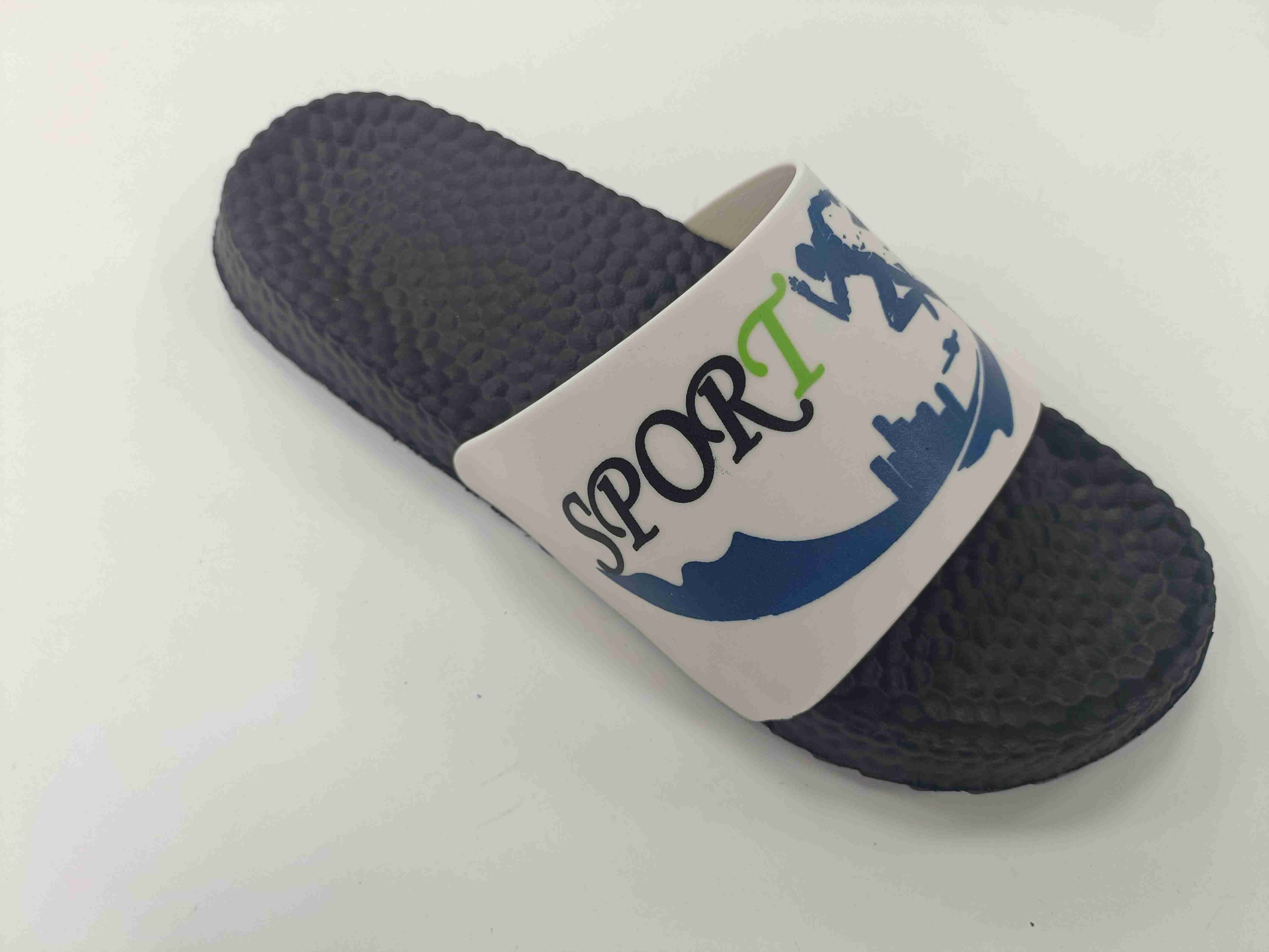 Custom Men Summer Slipper Beach Easy Wear PVC Slippers Slide Sandals 