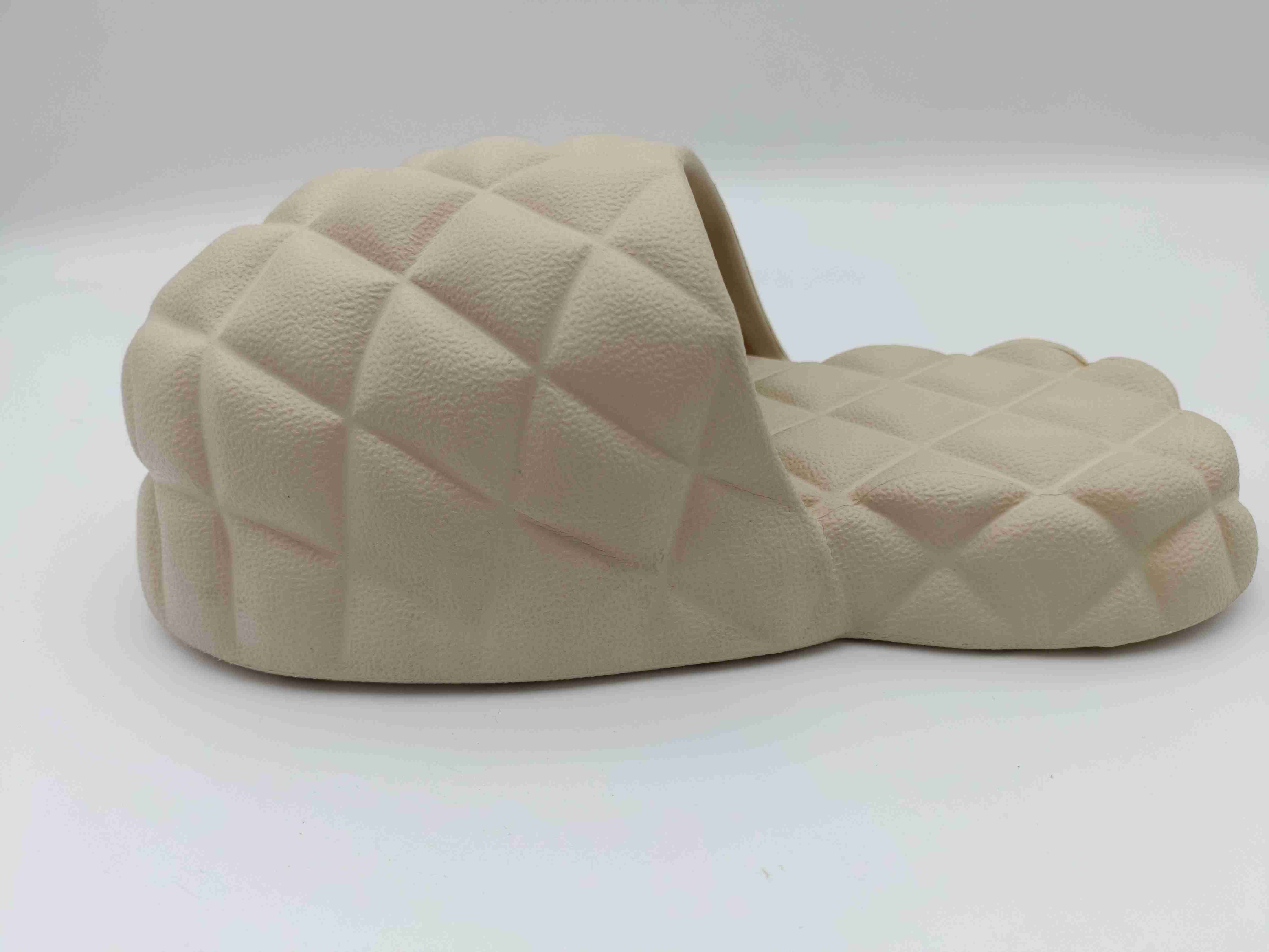Customized Non Slip Flops Woman Sandals Fashion Soft Sole EVA Indoor Slippers