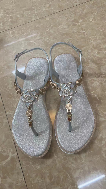 Summer Women PVC Clip Toe Flip Flops Ladies Beach Fashion Flat Sandals