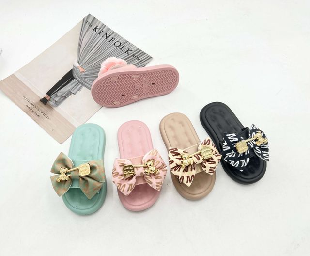 OEM Summer Bathroom Sandals Kids Shoes Fashion Footwear Girls Slippers