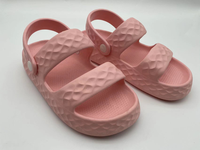 OEM Soft EVA Footwear Outdoor Silent Anti-Slip Women Sandals