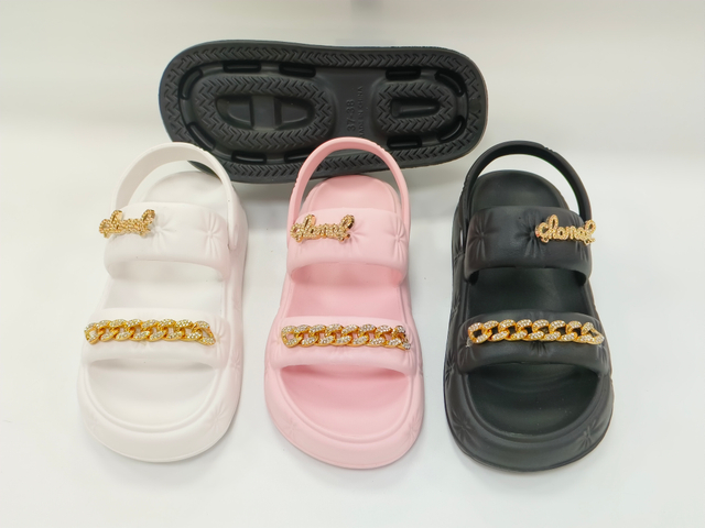 Customized Summer Anti Slip Walking Slippers Shoes EVA Summer Lady Sandals