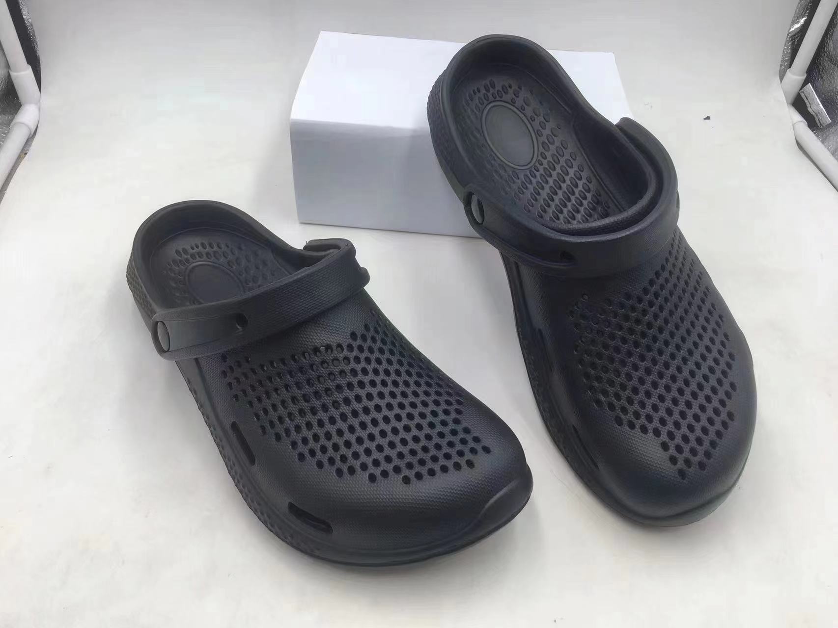 Hospital Medical Men Indoor Outdoor Beach Footwear Waterproof Anti-Skid Nurse Clog Slippers