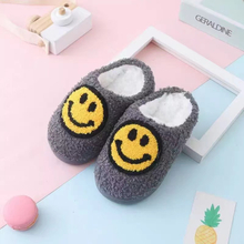 2022 Cute Smile Face Pattern Ladies Winter Indoor Flat Warm Happy Face House Slippers