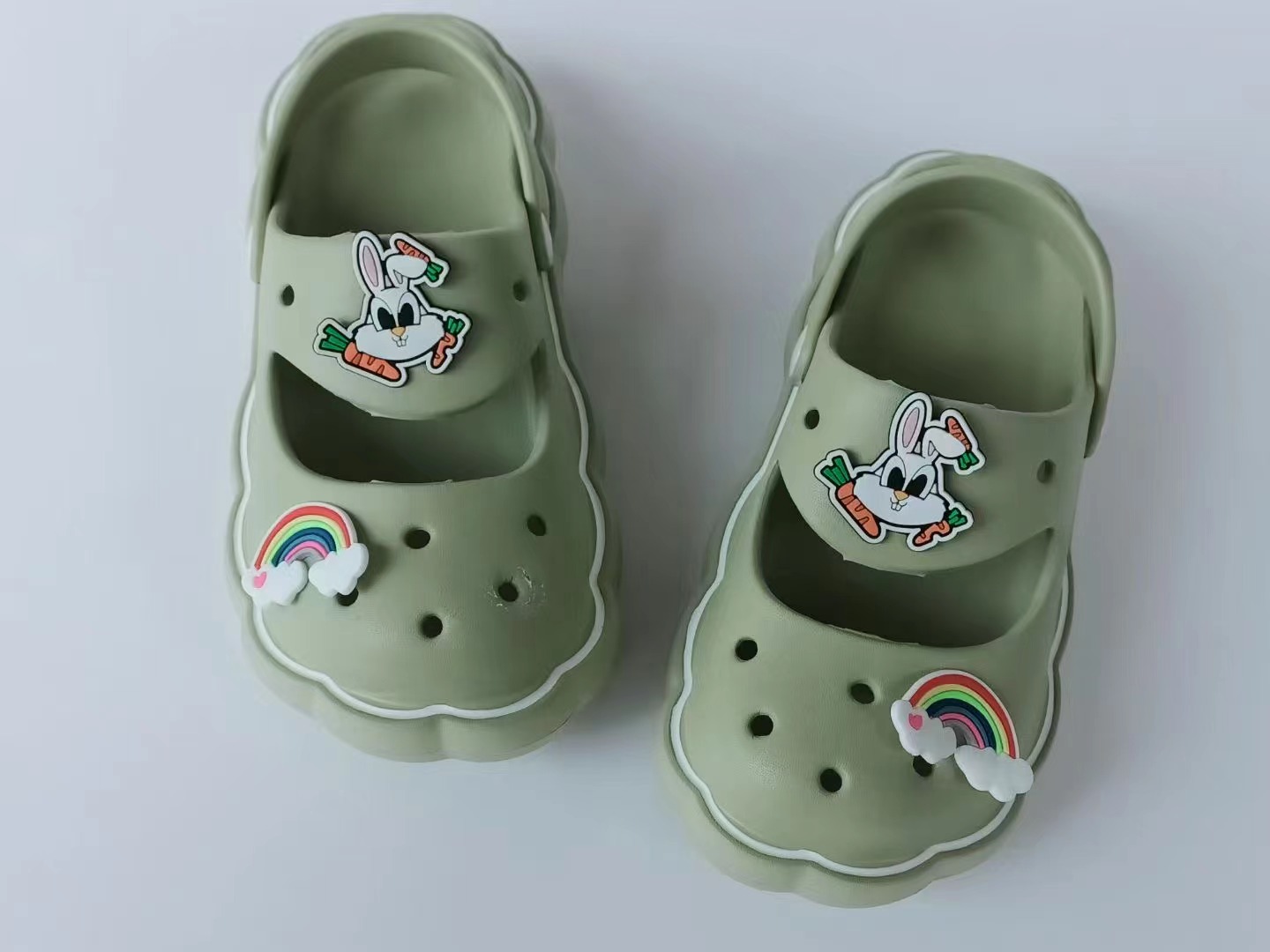 Factory Outdoor Sports Children Beach Slipper Sandals Environmentally Friendly EVA Kids Clog with Yellow Duck