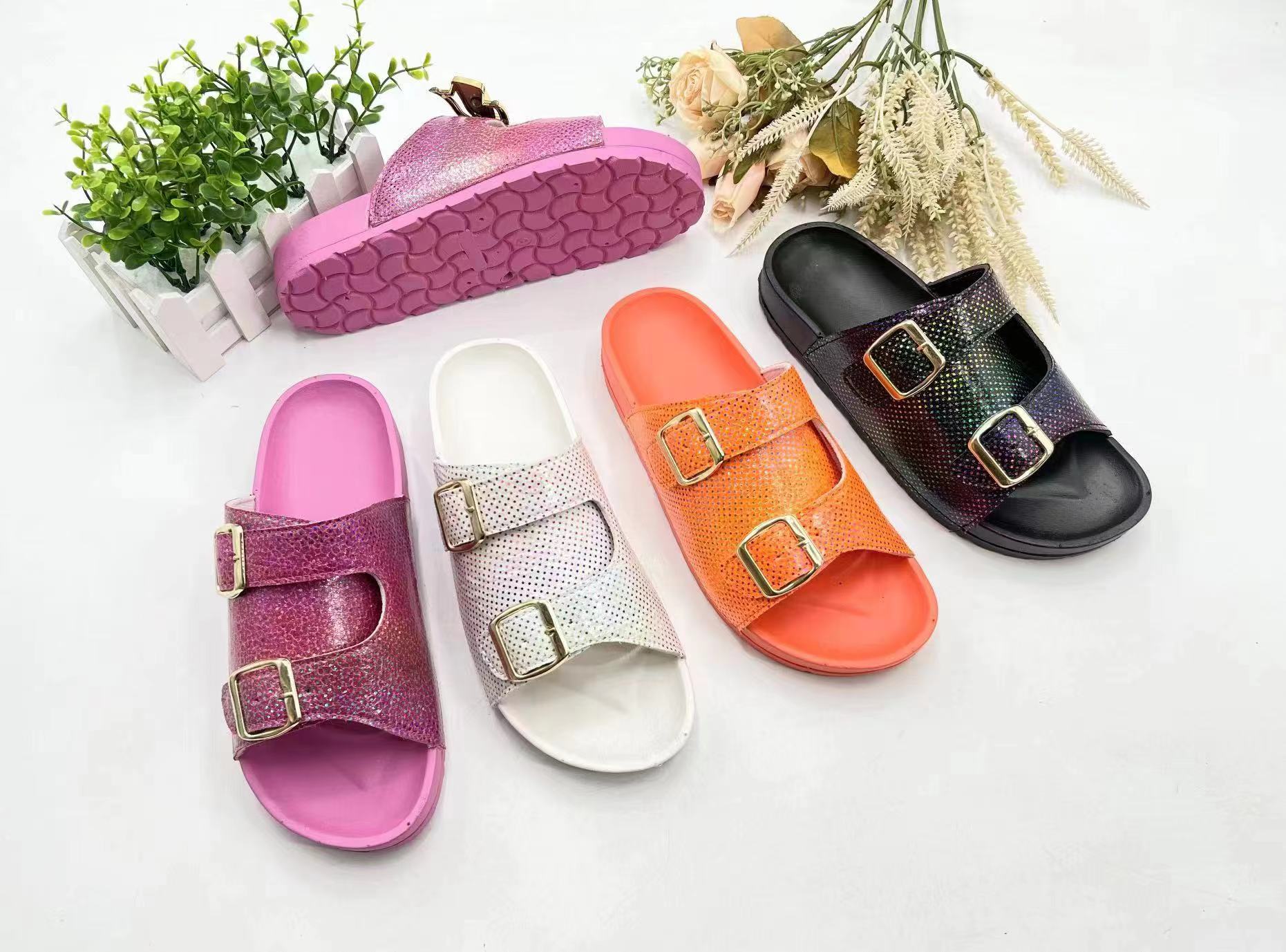 Summer Female Shoes Fashion Ladies Slippers And PVC Sandals For Beach