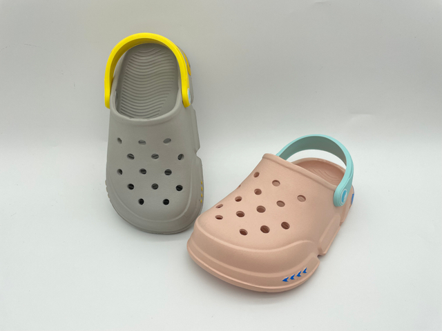 Customized Garden Clogs Shoes Beach Non Slip EVA Waterproof Kids Clogs