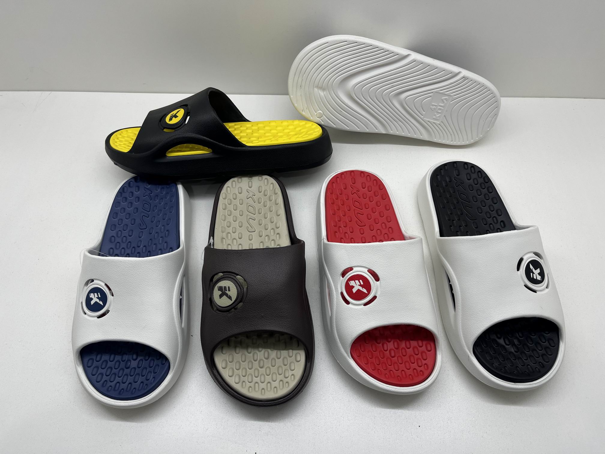 OEM Summer Outdoor EVA Slippers Men Waterproof Beach Fashion Casual Slipper 