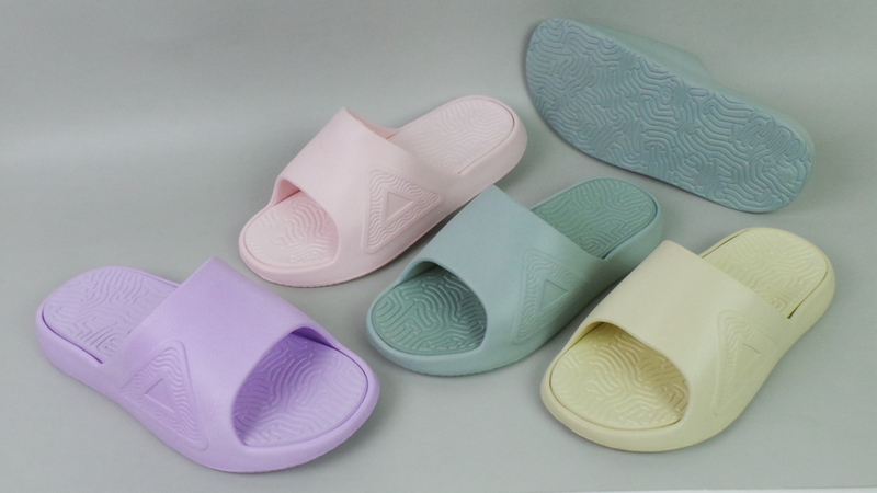 Customized Family Bedroom Breathable Slipper Shoes Fashion Trend EVA Women Slippers