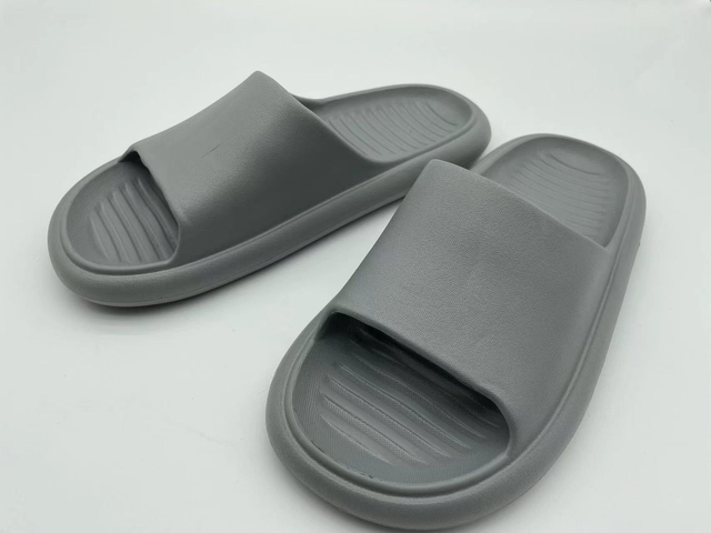EVA Soft Soled Anti Slip Indoor Home Summer Home Bathroom Slippers