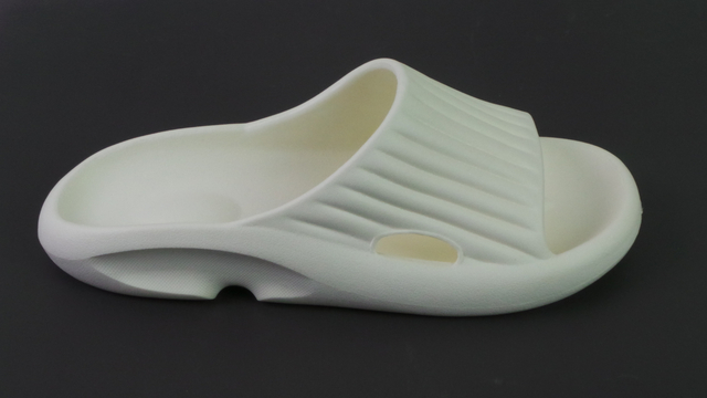 EVA Summer Fashion Bathroom White Slippers Shoes Beach Slippers for Women