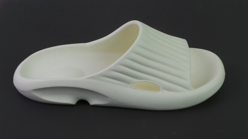 EVA Summer Fashion Bathroom White Slippers Shoes Beach Slippers for Women