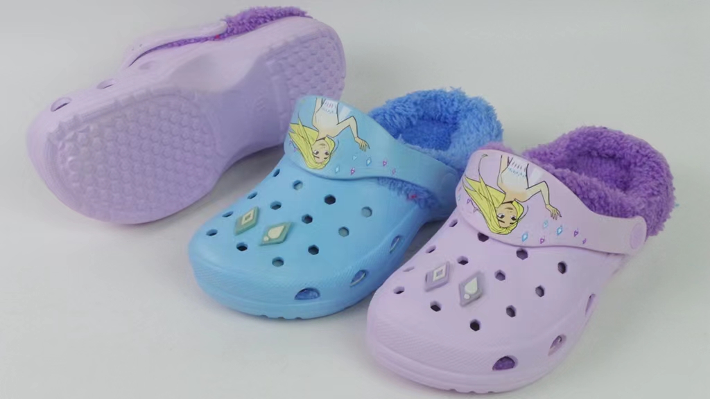 Winter Thick Soled Clogs Shoes Plush Kid Fashion Shoes EVA Clogs