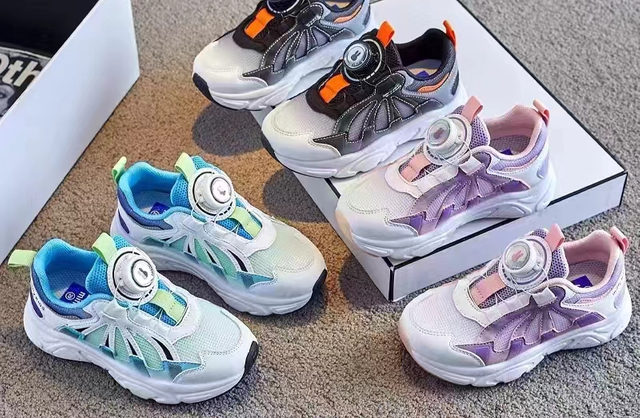 Kids Comfortable Tennis Shoes Kids Athletic Walking Shoes Lightweight Sport Shoes