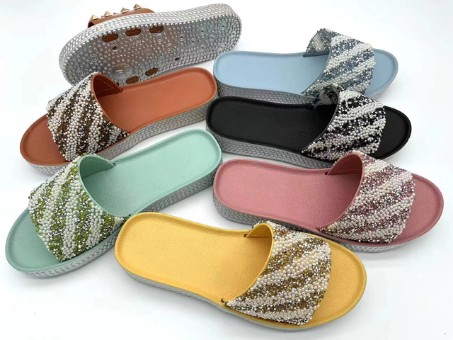 Customized PVC Breathable Anti Slip Slipper Shoes Indoor Outdoor Lady Slippers