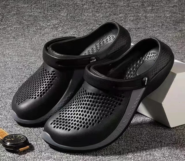 OEM Summer Lightweight Comfort Men Hole Slippers Shoes EVA Garden Clogs